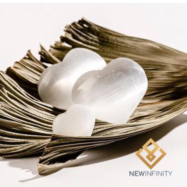 Imagem de Coração de Selenita 6cm Pedra Natural Cristal Energia - Infinity, Bran