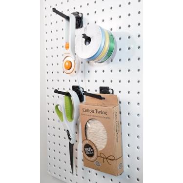 Imagem de Wallwerx Gancho seguro de 7,6 cm - Acessório de armazenamento e organização de plástico moldado por injeção resistente para garagem, sala de artesanato, cozinha e calcinha, sala de aula, pacote com 4