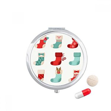 Imagem de Estojo de comprimidos com ilustração de meias coloridas Merry Christmas Caixa de armazenamento de medicamentos Dispensador de recipiente