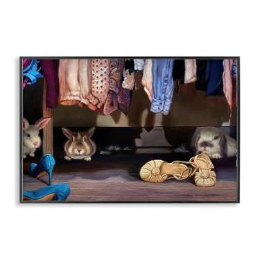 Imagem de Stupell Industries Arte giclée emoldurada em preto Bunnies Under Closet, design por Lucia Heffernan, 45,7 x 30,5 cm