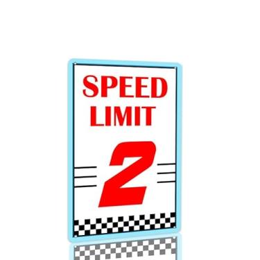 Imagem de Speed Limit 2 placa de lata engraçada limite de velocidade placa de metal de rua decoração de arte de festa para garagem, quintal, casa, bar, clube, pátio, gramado, decoração de parede 20 x 30 cm