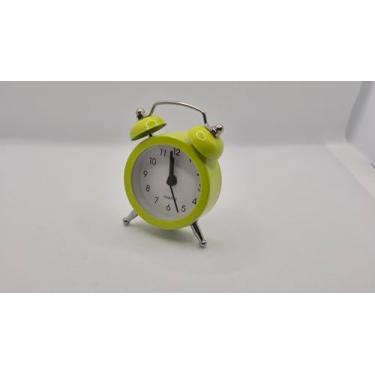 Imagem de CircuitStream Mini Despertador Retrô de Metal - Estilo Vintage Compacto com Alarme Eletrônico e Pintura Epóxi (Verde)