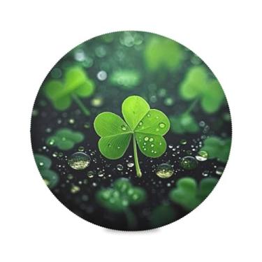Imagem de Blueangle Jogo americano redondo trevo verde conjunto de 4 tapetes de mesa de poliéster, fácil de limpar, resistente ao calor, limpável, para mesa de jantar (29)