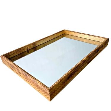 Imagem de Bandeja Decorativa Tama 23311 em MDF com Borda Talhada Traços e Fundo Espelhado Bege Entrecasa