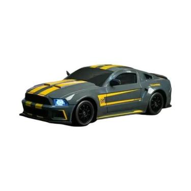 Imagem de Carro RC De Drift Em Escala 1:24 Com Controle Remoto, Luzes LED, Brinq