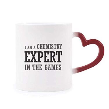 Imagem de Caneca Chemistry Expert Games sensível ao calor vermelha muda de cor
