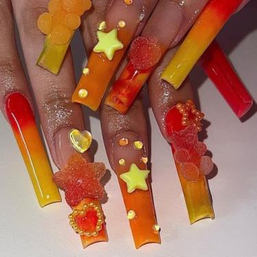 Imagem de Kit de unhas de pressão quadrado longo ombré amarelo vermelho falso cola em unhas com design de estrela de urso 3D bonito cobertura completa bastão falso artificial em unha de acrílico para mulheres