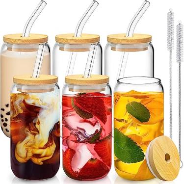 Imagem de 6 peças de copos com tampas de bambu e canudo de vidro - copos de vidro em forma de lata de 473 ml para cerveja, café gelado, copo fofo ótimo para coquetel de chá refrigerante Boba inclui 2 escovas de