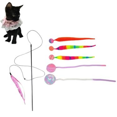 Imagem de 6 peças de brinquedos de varinha provocadora de gato, brinquedos interativos para gatinhos internos, 1 varinha e 1 refil sortido, 3 bolas de insetos arco-íris e 2 bolas de lã com um sino para brincar