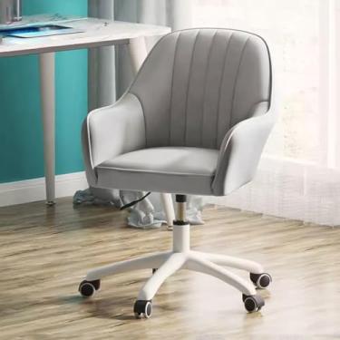 Imagem de AkosOL Cadeiras giratórias de meados do século com apoio de braço, cadeiras de escritório em casa estofadas no meio do encosto com rodas, cadeira de escritório executiva de couro, cinza claro