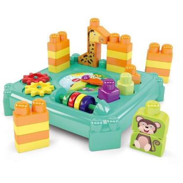 Imagem de Brinquedo Educativo Mesinha da Hora com Blocos Engrenagens e Pinos Geométricos Dismat Brinquedos