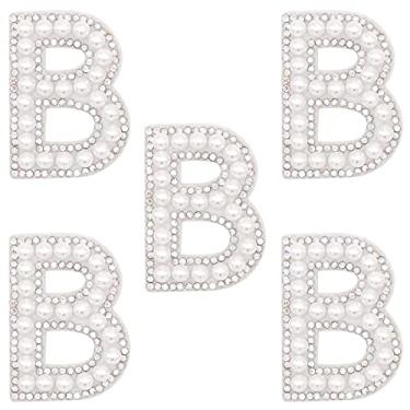 Imagem de Winrase A-Z Letras Ferro em Patch Colorido Strass Pérola Brilhante Alfabeto Inglês Patch de Costura para Vestido de Noiva Vestido de Dama de Honra Roupas Meninas Sapatos Chapéu Bolsa Artes Artesanato