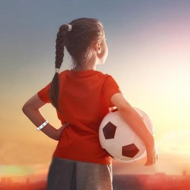 Imagem de 24 pulseiras de futebol, pulseiras motivacionais, esportivas, bolas, pulseiras elásticas de silicone, pulseiras de borracha, lembrancinhas de festa de futebol para eventos esportivos, times esportivos