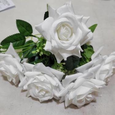 Imagem de Rosa Artificial com 5 flores (De ponta)(Branco,Kit com 3 Unidades)