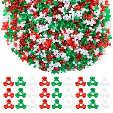Imagem de Qumenan 1600 peças de contas de Natal em três formas de plástico três contas de Natal para guirlanda de artesanato de Natal bengala doce decoração de casa artesanato DIY (verde, vermelho, branco)