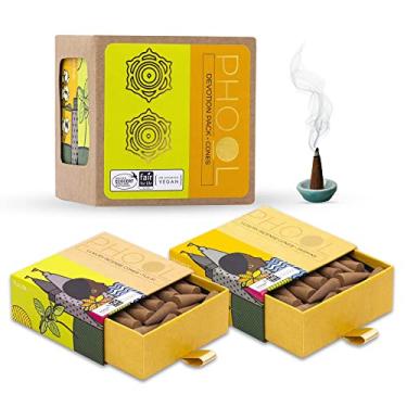 Imagem de Pacote com 2 cones de incenso naturais, pacote de devoção Phool (80 cones orgânicos | 2 fragrâncias: Tulsi e Jasmim) + 1 suporte de cerâmica grátis | enrolado | Sem enxofre e carvão | 100% orgânico e