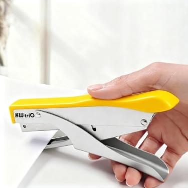 Imagem de Grampeador de alicate resistente, capacidade para 10 folhas, toda estrutura de aço, amarelo