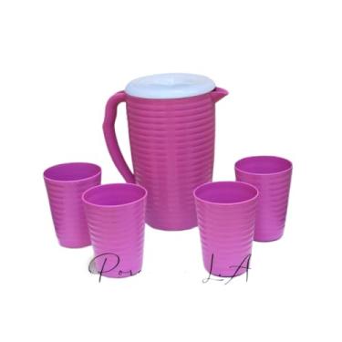 Imagem de Kit Jarra de Água e Suco com 4 Copos 300ml – Conjunto de Plástico Ondulado para Casa, Cozinha e Mesa(PINK)