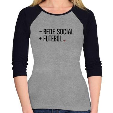 Imagem de Baby Look Raglan Menos Rede Social, Mais Futebol Manga 3/4 - Foca na M