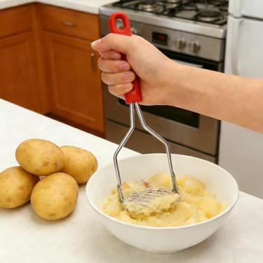 Imagem de Espremedor manual de prensa de batata de aço inoxidável para batatas doces inhame e abóbora alça antiderrapante com orifício de suspensão ferramenta de cozinha (vermelho, 26 x 9 cm)