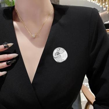 Imagem de Broche de metal geométrico vintage para mulheres homens moda irregular corpete redondo lapela emblemas casaco suéter cachecóis xale vestido acessório moda festa de casamento baile joias para namorada