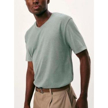 Imagem de Camiseta Manga Curta Hering 022B Masculina Decote V World Algodão T. P
