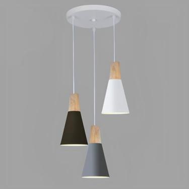 Imagem de Lustre triplo moderno e criativo em metal colorido com 3 lâmpadas E26, luminária pendente nórdica para ambientes internos, ideal para sala de jantar, quarto e cozinha.
