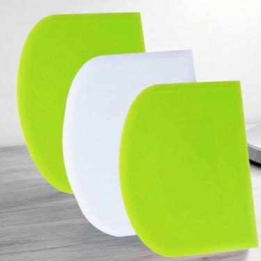 Imagem de Raspadores de massa flexíveis - Conjunto de 3 raspadores de plástico com bordas angulares para esculpir e modelar, 12 x 9,4 cm