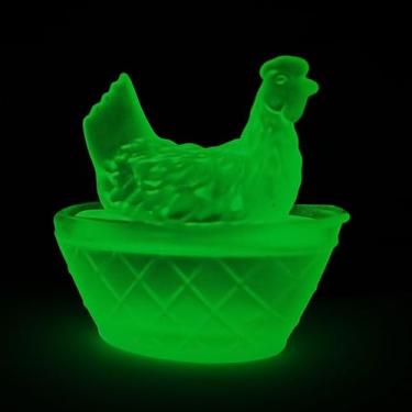 Imagem de Mini galinhas de vidro em ninhos presentes de Páscoa, mini galinha fofa e charmosa decoração de casa para decoração de presentes de Páscoa (verde leitoso)