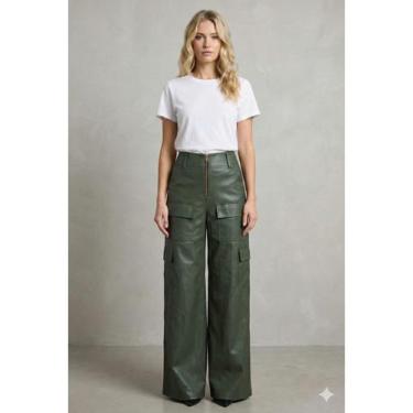Imagem de Calça em material sintético Cargo com Bolso Frontal Cor:VerdeTamanho:P
