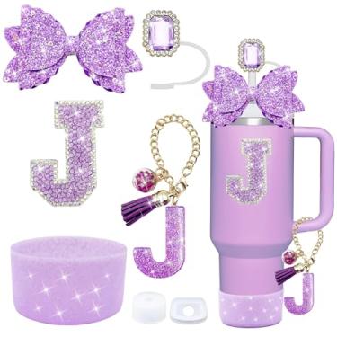 Imagem de Conjunto de acessórios de copo Stanley roxo de 7 peças, decorações de iniciais para Stanley Cup 850.5 g 1,134.0 g, inclui tampa de canudo de joia, tampa à prova de derramamento, pingente de alça, bota