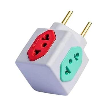 Imagem de Adaptador Tomada Universal Cubo 3D Benjamin Com 4 Saídas 10A 20A, Compatível com Padrão Novo e Velho.