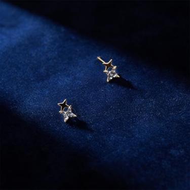 Imagem de Brincos femininos em forma de estrela dourada com design de diamante falso, moda e pouplar, mostrando seu charme feminino único, adequado para o dia a dia e qualquer ocasião.