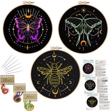 Imagem de Kit de bordado Louise Maelys Tarot com lua, borboleta e abelha