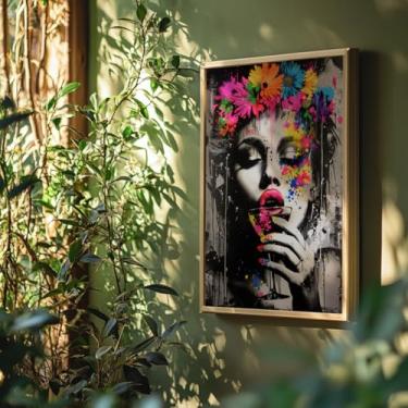 Imagem de Quadro Decorativo Mulher Taça Flores Com Moldura Arte Urbana Preto e Branco Colorido Retrato Estiloso Moderna Parede Impacto