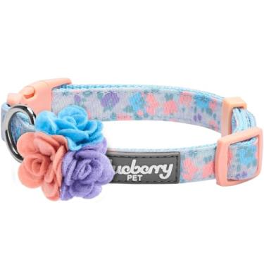 Imagem de Coleção Blueberry Pet 10+ Padrões Feitos Bem Floral – Coleiras para Cães, Arreios, Correias, Vestidos ou BrinquedosBlueberry Pet Collar - (14.5"-20") Neck * 3/4" Wide 43237-2