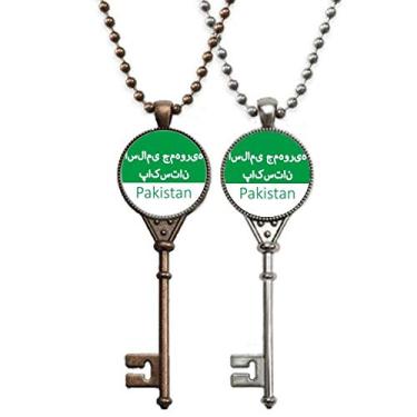 Imagem de OFFbb-USA Colar com insígnia de texto com a bandeira nacional do Paquistão, joia para decoração de casal