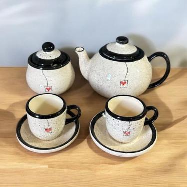 Imagem de Conjunto Para Café Com 2 Xícaras e Pires Açucareiro e Bule de Cerâmica