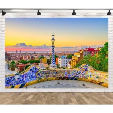 Imagem de CORFOTO Pano de fundo de paisagem urbana de Barcelona Espanha 2,1 x 1,5 m Europa Park Guell fundo colorido casas para decorações de festa temática espanhola pano de fundo do horizonte de Barcelona