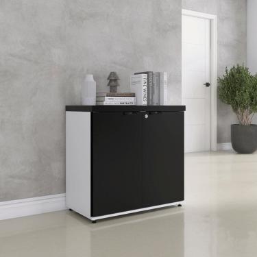 Imagem de Armário Baixo para Escritório Pe40 com 2 Portas Pivotantes Branco/Preto