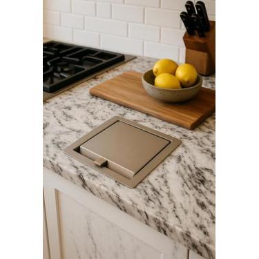 Imagem de Lixeira Quadrada Embutir Granito Inox 304 Não Enferruja 5l - Eletrocub