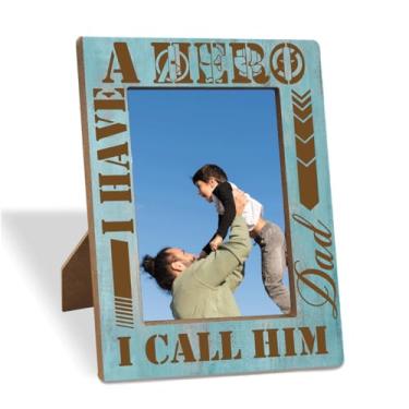 Imagem de Moldura de madeira para fotos I Have A Hero I Call Him Dad Presente exclusivo de Dia dos Pais, Dia dos Pais, Lembrança de aniversário sincera presente de Natal e Ação de Graças, linda moldura