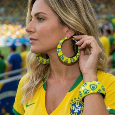 Imagem de Kit Brincos Argola e Pulseira Brasil Amarela Torcedora Copa - - Footsh