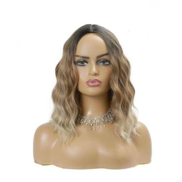 Imagem de Peruca Curta Ondulada Sem Franja Loira TT4 Fibra Premium - Gm Hair