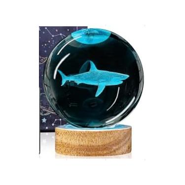 Imagem de JANARARY Luz noturna de tubarão, lâmpada de bola de cristal 3D com 16 LEDs que mudam de cor e controle remoto, decoração de mesa exclusiva de 8,5 cm, presente para mulheres, homens, crianças