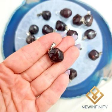 Imagem de Pingente de Pedra Granada rolada cristal Natural - New Infinity