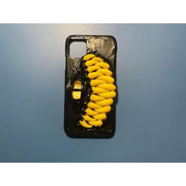 Imagem de Unitvbba Capa de telefone gótica 3D feita à mão com olho de monstro – Ajuste personalizado para todos os modelos de telefone – Exclusivo para fãs de terror, cosplay, amantes de estética escura (presas