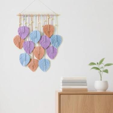 Imagem de VEKALON Tapeçaria de arte de macramê - Decoração de parede de tecido boho chique pequena para sala de estar, decorações modernas em forma de folha boêmia para apartamento, casa e quarto (colorida)