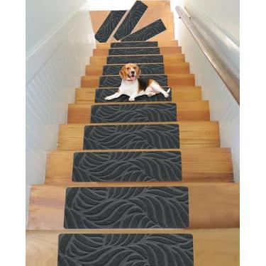 Imagem de JAYFAN Tapete antiderrapante para degraus de madeira (pacote com 7/15), autoadesivo de 55 x 18 cm, tapetes de segurança para escadas internas, tapetes antiderrapantes para crianças, idosos e cães