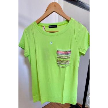 Imagem de T-Shirt Feminina Blusa Camiseta Bordada Boutique Beijo Pintado - Santo